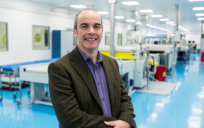 Swansea University’s Professor Dave Worsley has won a prestigious St David Award for his contribution to Innovation, Science and Technology.