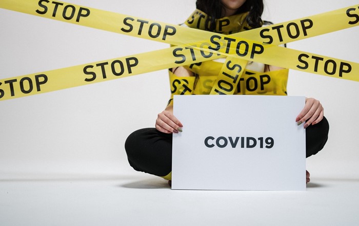 Policies to tackle COVID-19 are more likely to get broad public support if they are proposed by experts or bipartisan coalitions, rather than by politicians from only one party. Picture: cottonbro