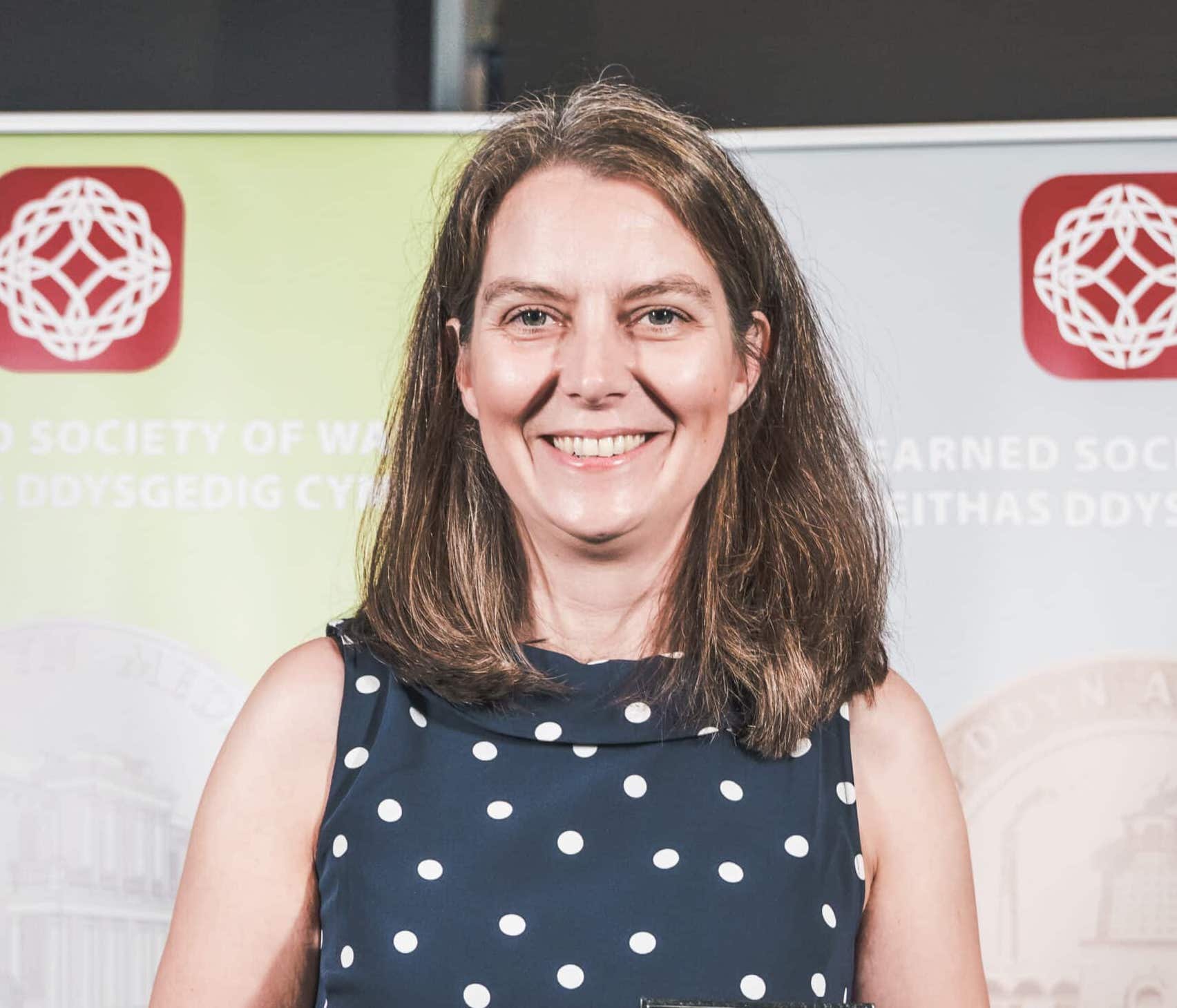 Prof Siwan Davies