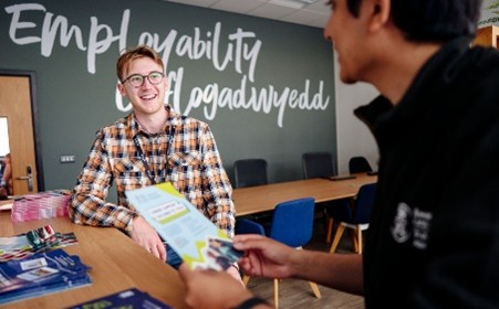 An image of a student talking about Employability options.