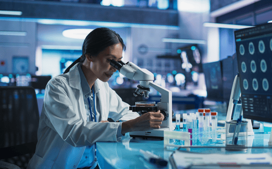 Student in a lab. 