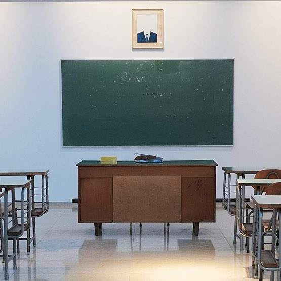 Image of an old empty classroom
