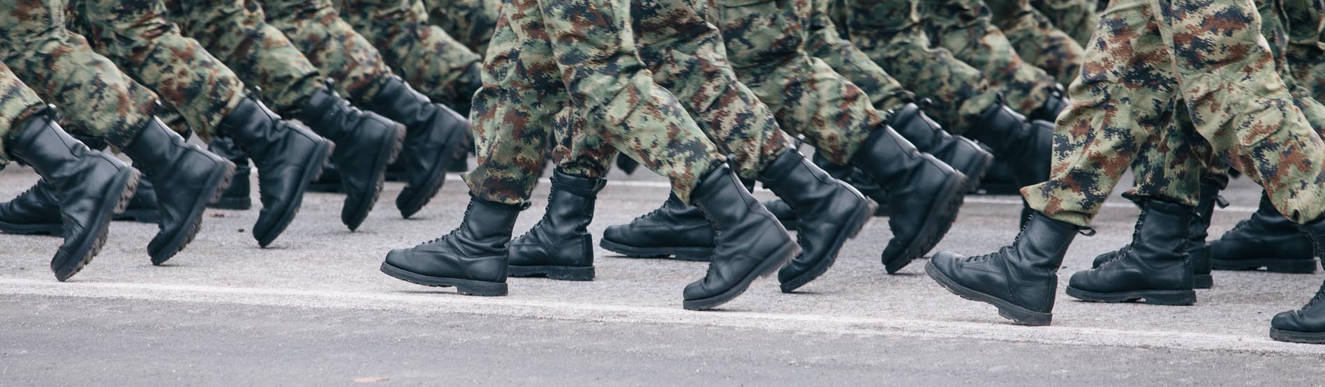 Image of army soldiers walking
