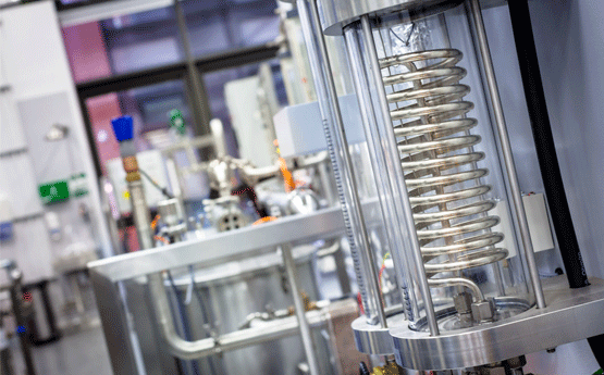 Golygfa uchel o Beirianneg Ganolog, Campws y Bae