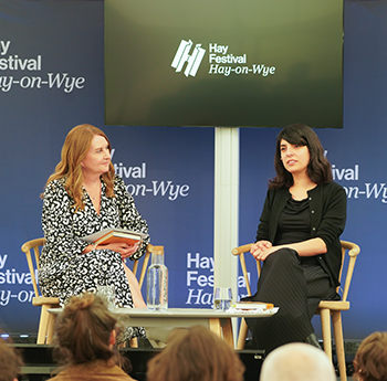 Yasmin Zaher yng Ngŵyl y Gelli 2025