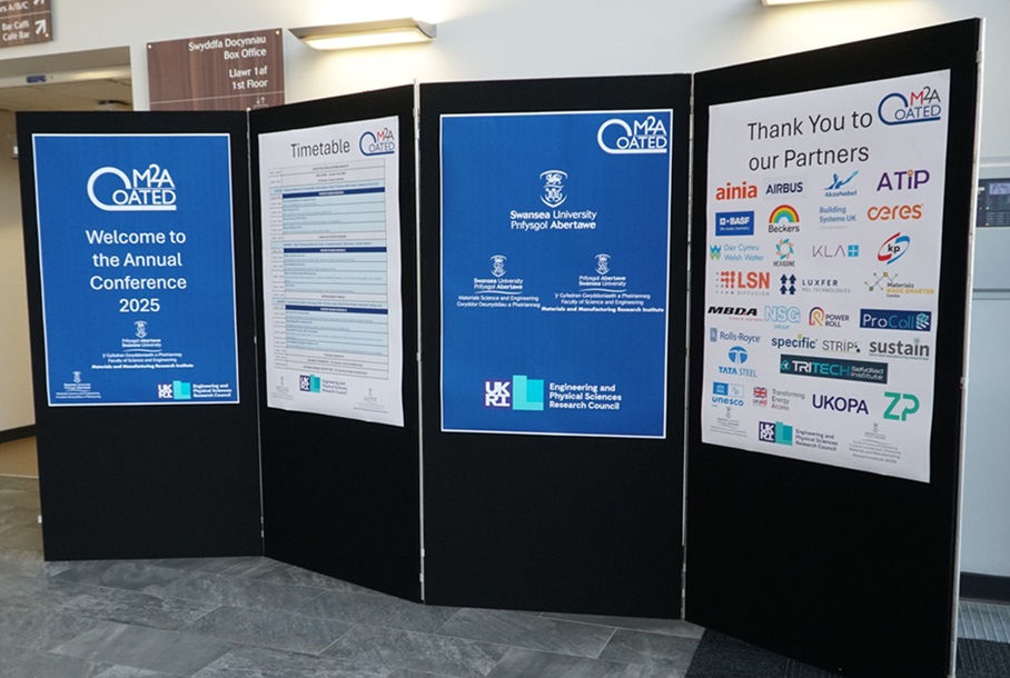 Llun o gynulliad seminar