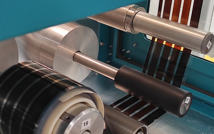 Peiriant gweithgynhyrchu ffilm solar