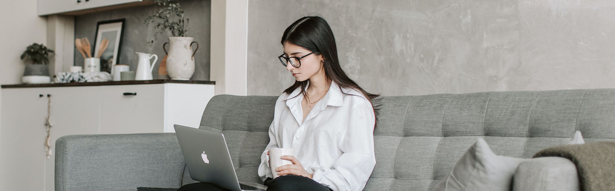 girl working on laptop