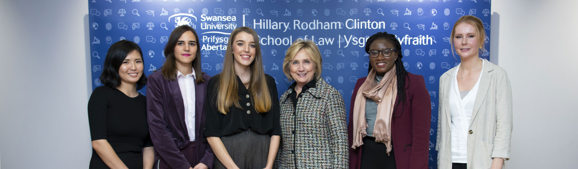 Clinton Scholars with Hillary Clinton
