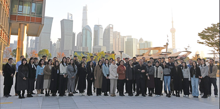 LLM Director Meets Swansea LLM Alumni at Shanghai 