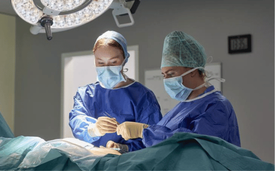 Students in surgery