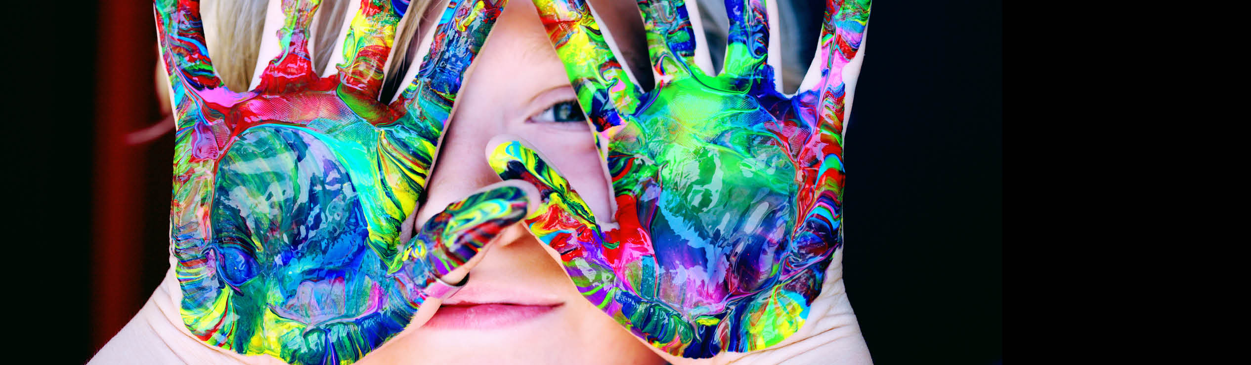 An image of a child's painted hand