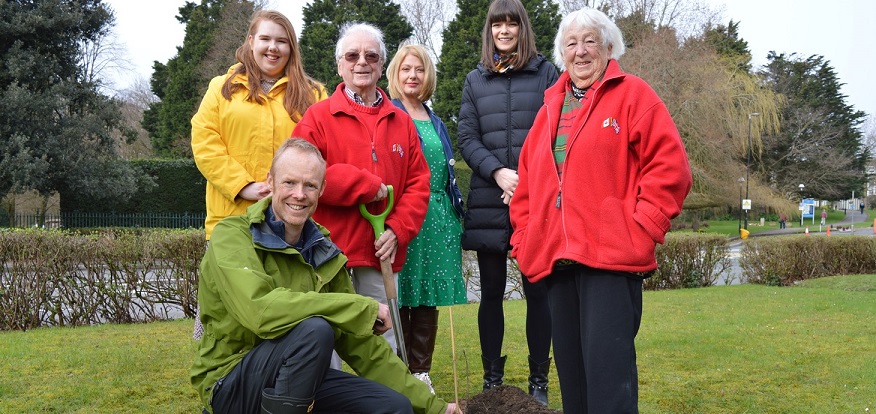 John and Diana Lomax with Swansea University’s biodiversity officer Ben Sampson and members of the centenary team Ffion White, Sian Merchant and Rachel Thomas planting an oak sapling at the Singleton Park campus.