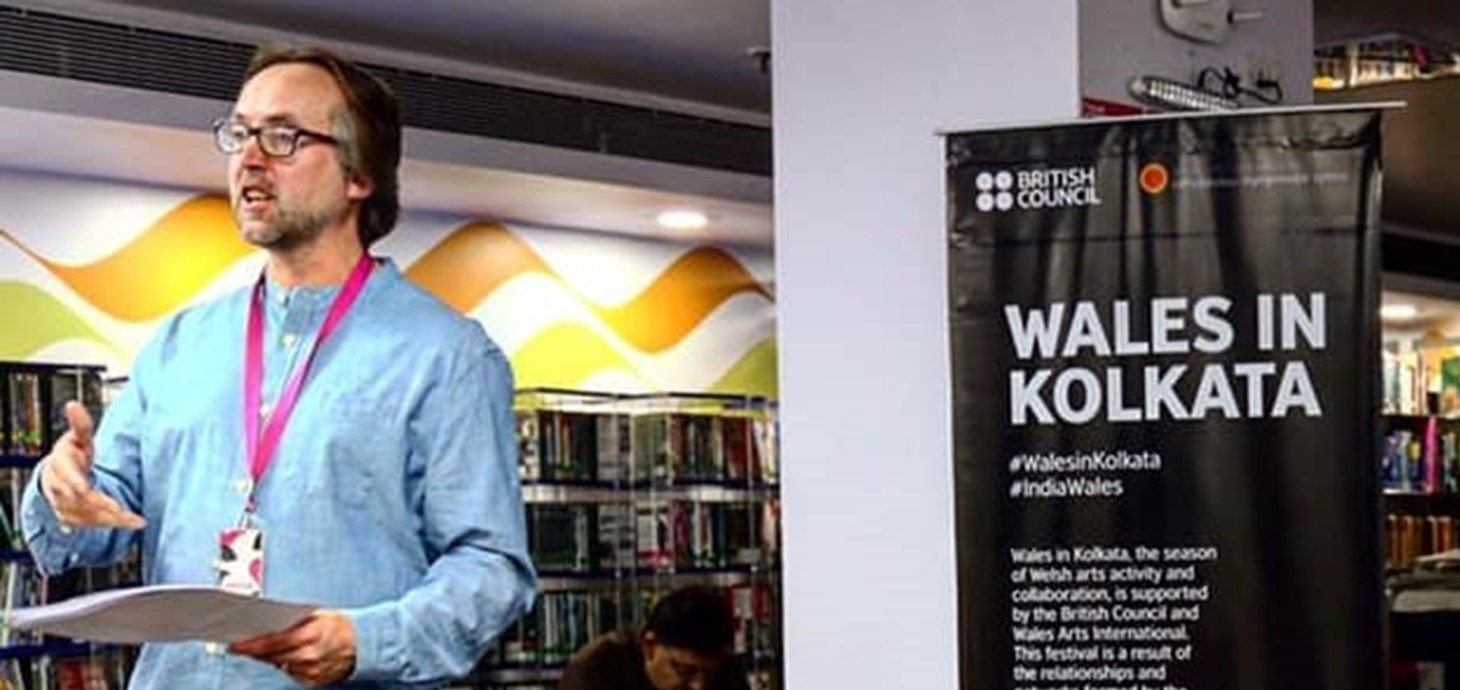 Professor Daniel Williams lecturing in Kolkata, India