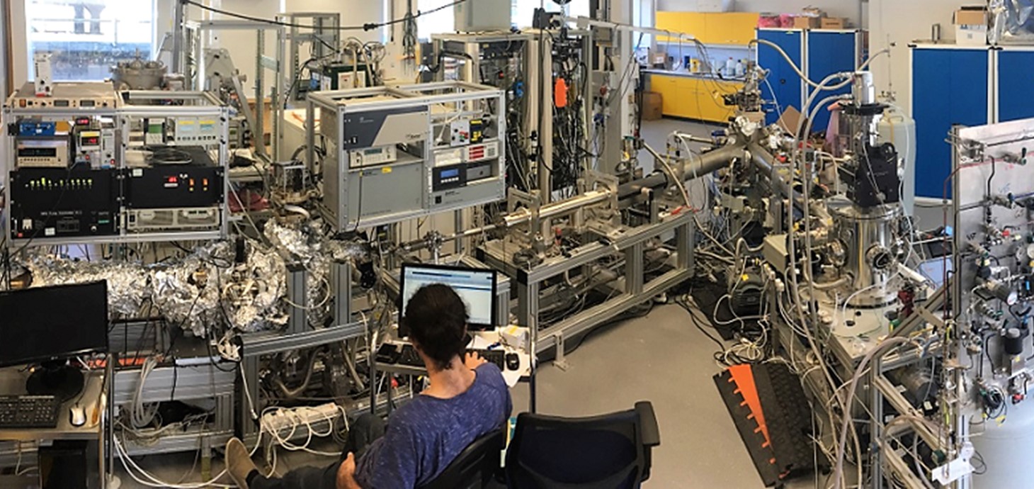 Laboratory where Swansea University researchers have demonstrated for the first time an experimental determination of a scattering matrix, opening up new opportunities for studying and modelling molecule-surface interactions.