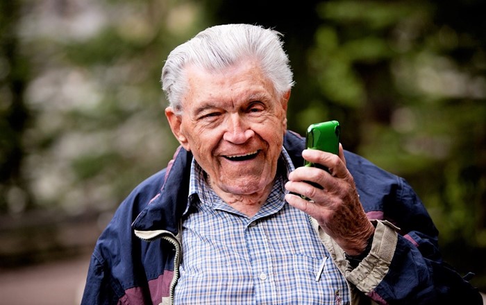Interconnected devices offer many benefits for an ageing population yet are also predicted to require large amounts of data and consume large amounts of energy.