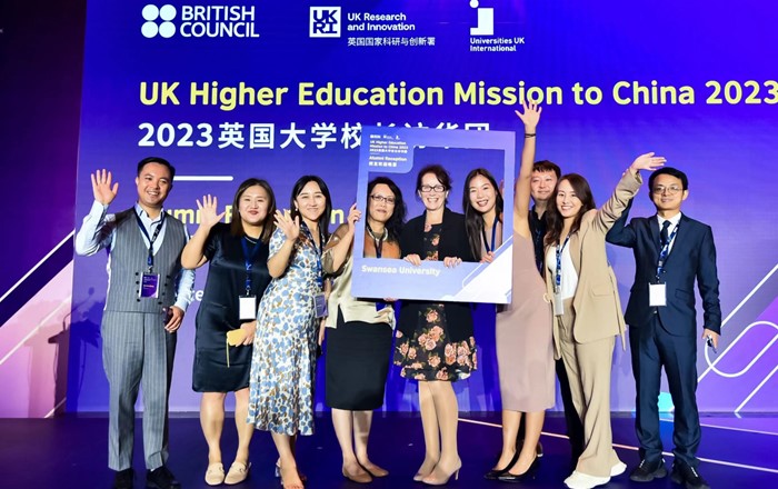 Professor Judith Lamie and some Swansea University graduates at the Alumni Reception in Shanghai.