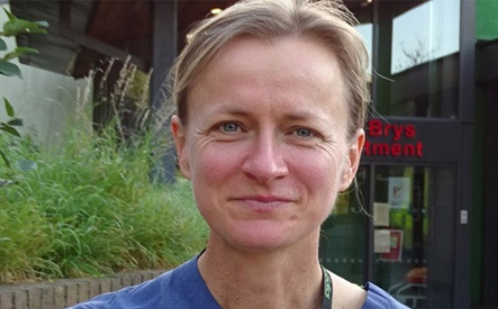 Professor Ceri Battle