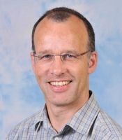 An image of Dr Mike Morris linking to his profile site