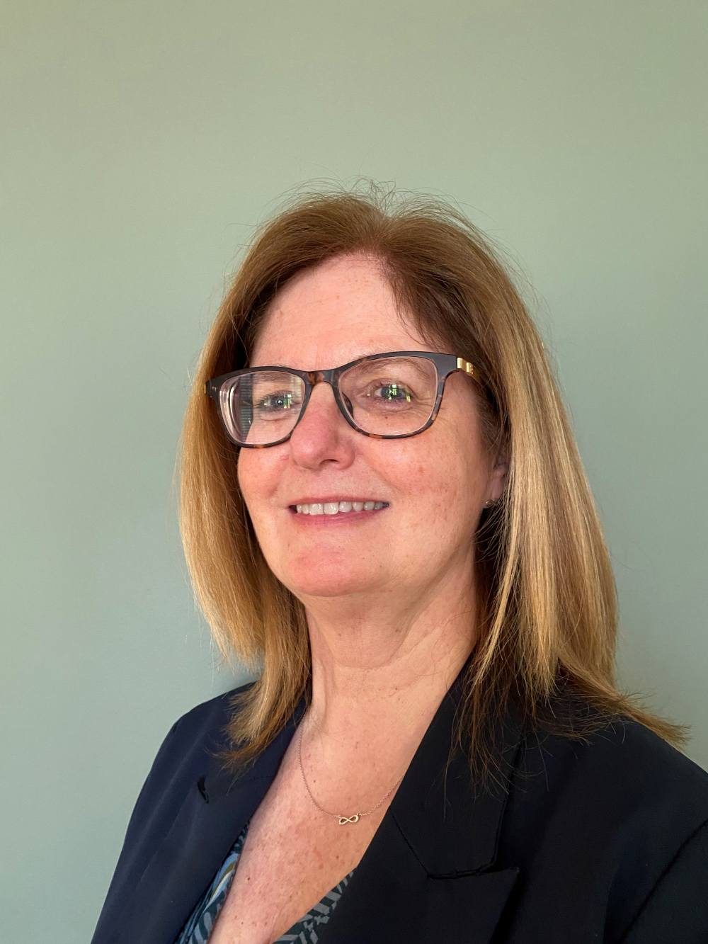 Headshot of Prof Delyth H James