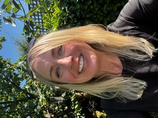 Photograph of Laura Kalas 