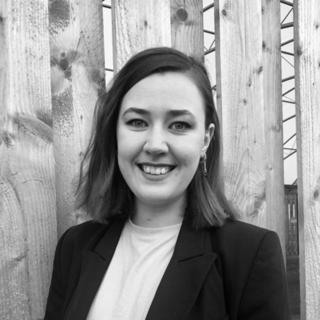 Hannah Morris in black and white