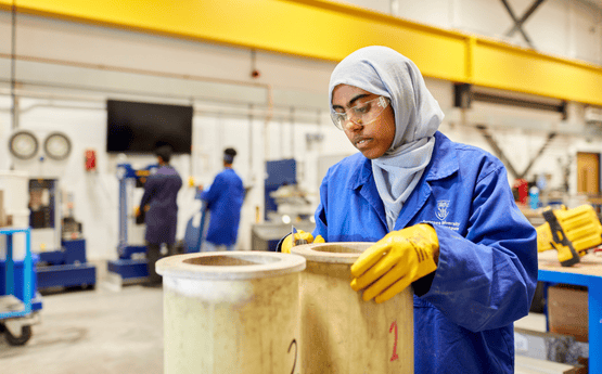 Engineering students in the lab. 
